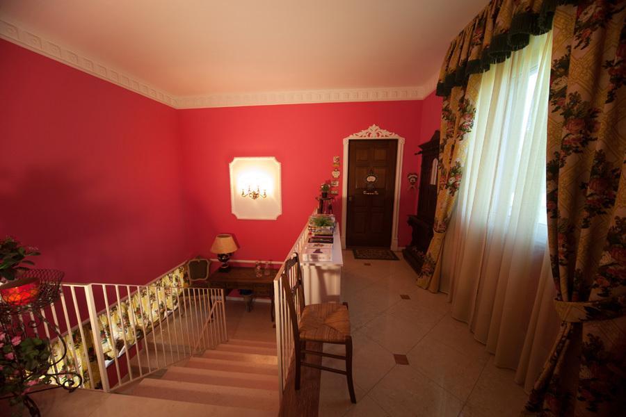 Rose E Merletti Guest House Sasso Feltrio ภายนอก รูปภาพ