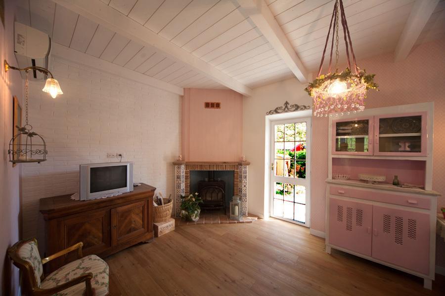 Rose E Merletti Guest House Sasso Feltrio ภายนอก รูปภาพ