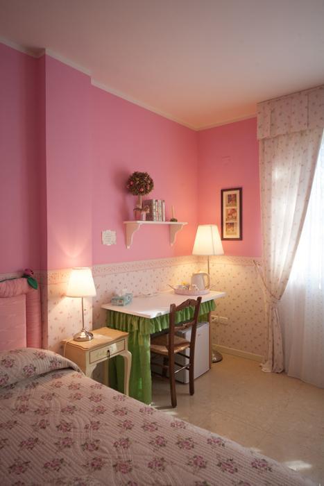Rose E Merletti Guest House Sasso Feltrio ห้อง รูปภาพ
